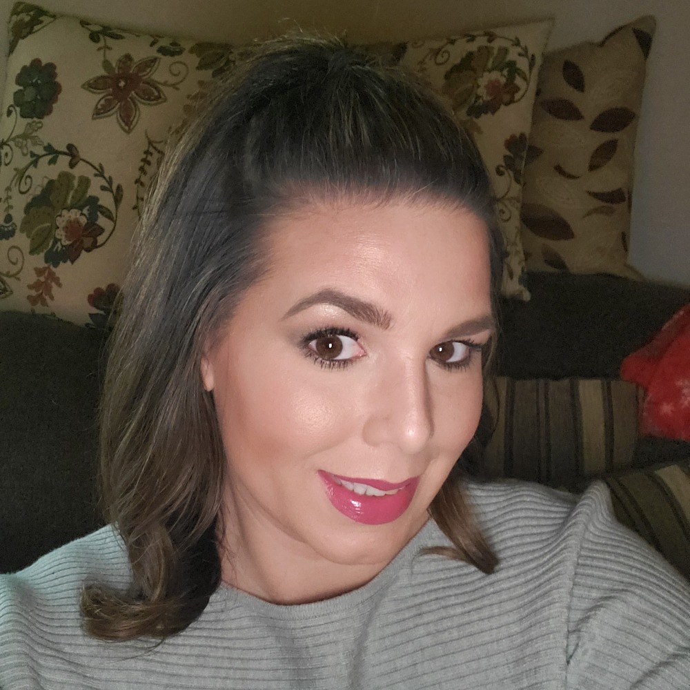 Meet your Posher, Liane